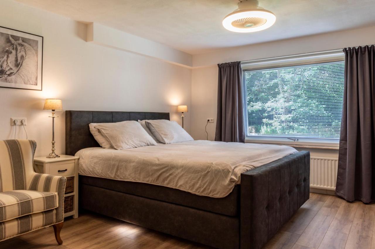B&B Eikendreef Haelen Bagian luar foto