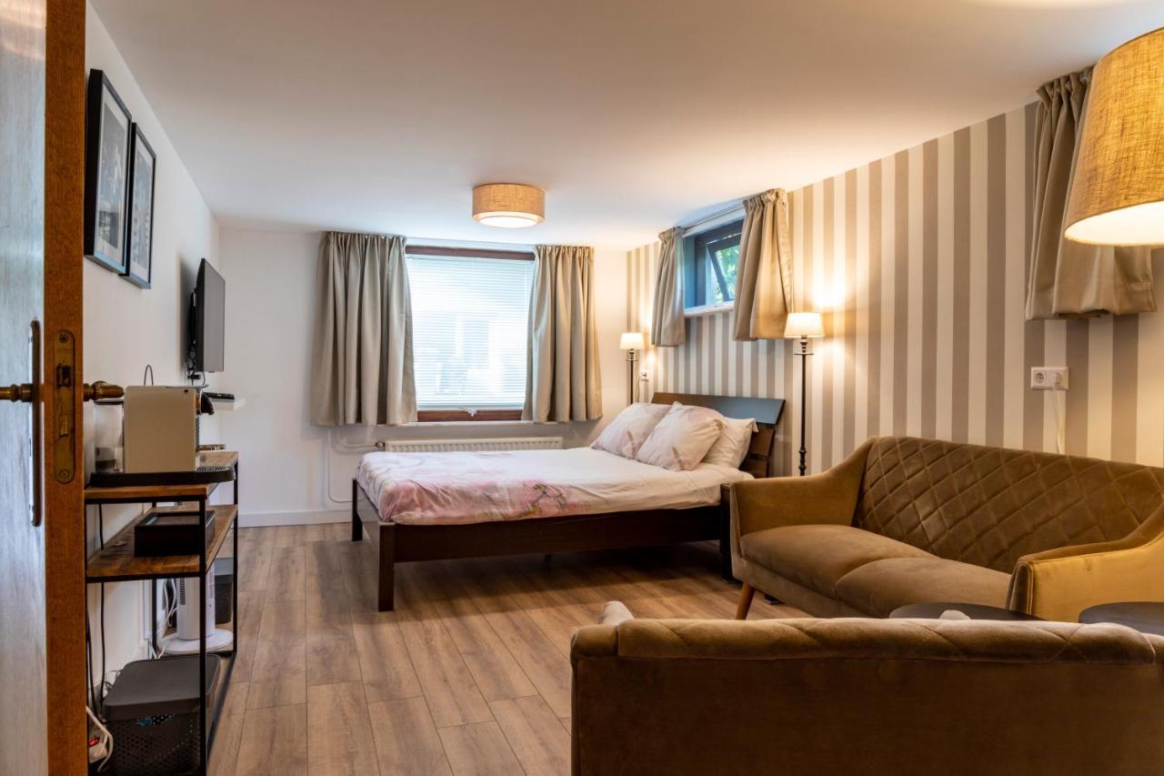 B&B Eikendreef Haelen Bagian luar foto